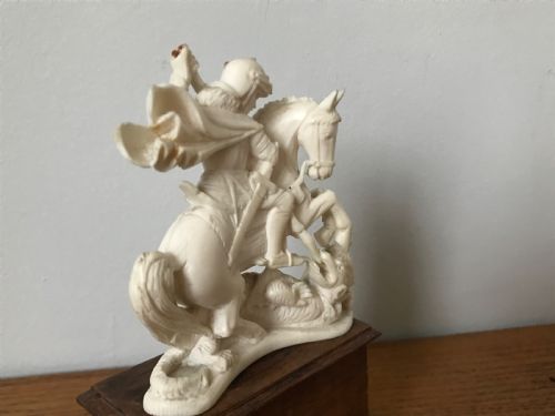 ANTIQUE IVORY FIGURE OF ST GEORGE SLAYING THE DRAGON - ADDITIONAL PHOTO 1