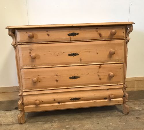 19 th century dutch chest of drawers - CATEGORY: ANTIQUE CHEST OF DRAWERS - DATED 19TH CENTURY