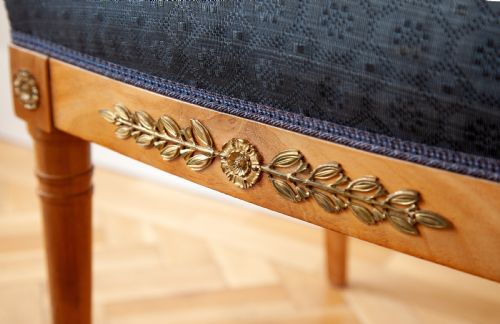 MAISON KREIGER MAHOGANY DINING SUITE IN EMPIRE STYLE - ADDITIONAL PHOTO 25