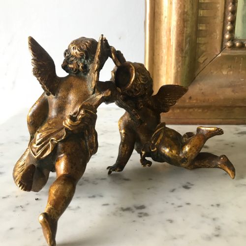 PAIR OF 19TH C GILT BRONZE CHERUBS - ADDITIONAL PHOTO 4