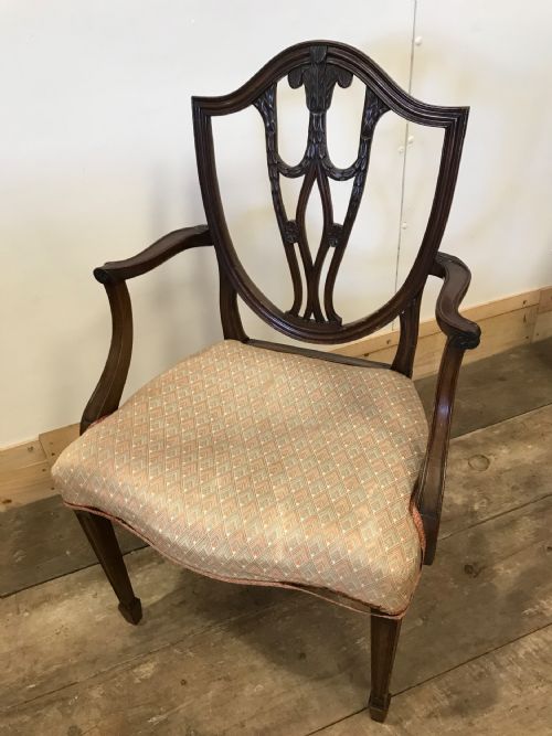 a 19th century hepplewhite prince of wales feather chair - CATEGORY: ANTIQUE CHAIRS - DATED 19TH CENTURY