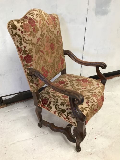 LATE 17TH C CONTINENTAL WALNUT HIGHBACK ARMCHAIR - ADDITIONAL PHOTO 1