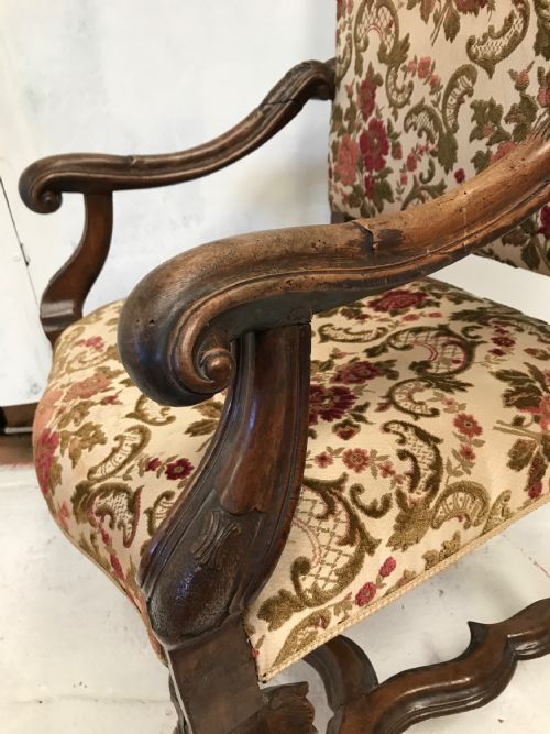 LATE 17TH C CONTINENTAL WALNUT HIGHBACK ARMCHAIR - ADDITIONAL PHOTO 9