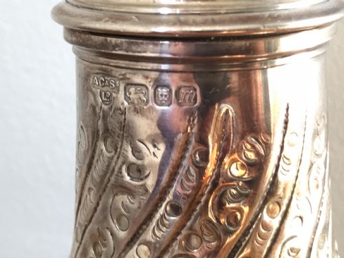 GEORGE III STYLE SILVER SUGAR CASTER WITH LONDON HALLMARKS FOR A C SONS LTD 1967 - ADDITIONAL PHOTO 4