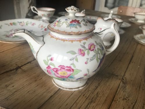 EXTENSIVE COALPORT PEMBROKE PATTERN TEA SET C 1900 42 PIECES - ADDITIONAL PHOTO 6
