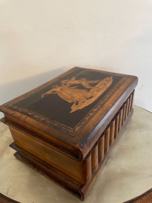 ANTIQUE SORRENTO WARE MARQUETRY BOX - ADDITIONAL PHOTO 3