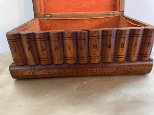 ANTIQUE SORRENTO WARE MARQUETRY BOX - ADDITIONAL PHOTO 6