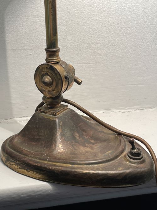 EARLY 20THC BRASS BANKERSDESK LAMP - ADDITIONAL PHOTO 2