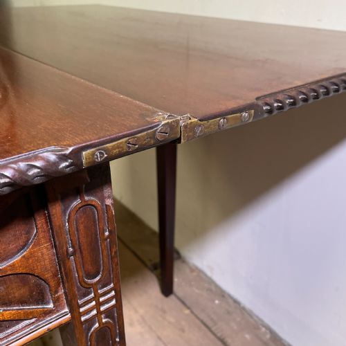 AN ENGLISH CHINESE CHIPPENDALE STYLE MAHOGANY TEA TABLE C1890 - ADDITIONAL PHOTO 2