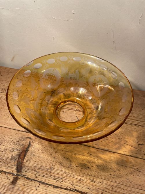 LARGE BOHEMIAN ETCHED AMBER GLASS BOWL C1900 - ADDITIONAL PHOTO 4
