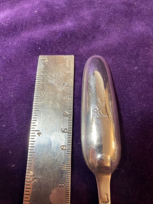 GEORGE II SILVER MARROW SCOOP BY EBENEZER COKER 1750 - ADDITIONAL PHOTO 12