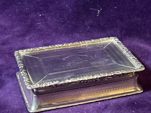 LARGE SILVER SNUFF BOX GEORGE UNITE 1900 MILITARY INTEREST QUEENS REGIMENT - ADDITIONAL PHOTO 7