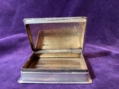LARGE SILVER SNUFF BOX GEORGE UNITE 1900 MILITARY INTEREST QUEENS REGIMENT - ADDITIONAL PHOTO 11