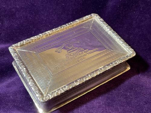 LARGE SILVER SNUFF BOX GEORGE UNITE 1900 MILITARY INTEREST QUEENS REGIMENT - ADDITIONAL PHOTO 13