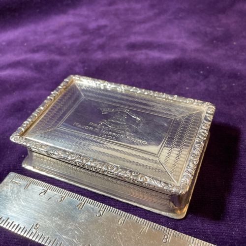LARGE SILVER SNUFF BOX GEORGE UNITE 1900 MILITARY INTEREST QUEENS REGIMENT - ADDITIONAL PHOTO 14