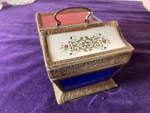 AN UNUSUAL 18TH C ITALIAN PAINTED GLASS CASKET - ADDITIONAL PHOTO 4