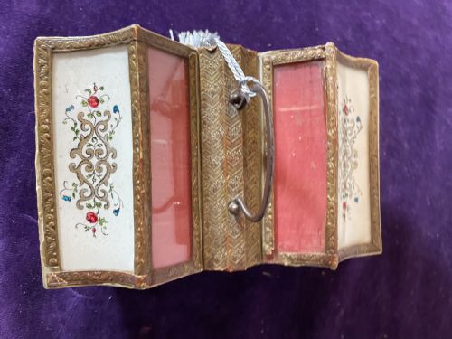 AN UNUSUAL 18TH C ITALIAN PAINTED GLASS CASKET - ADDITIONAL PHOTO 6