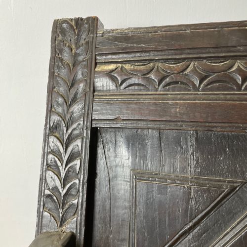 A RARE ORIGINAL 17TH C OAK WAINSCOT CHAIR - ADDITIONAL PHOTO 3