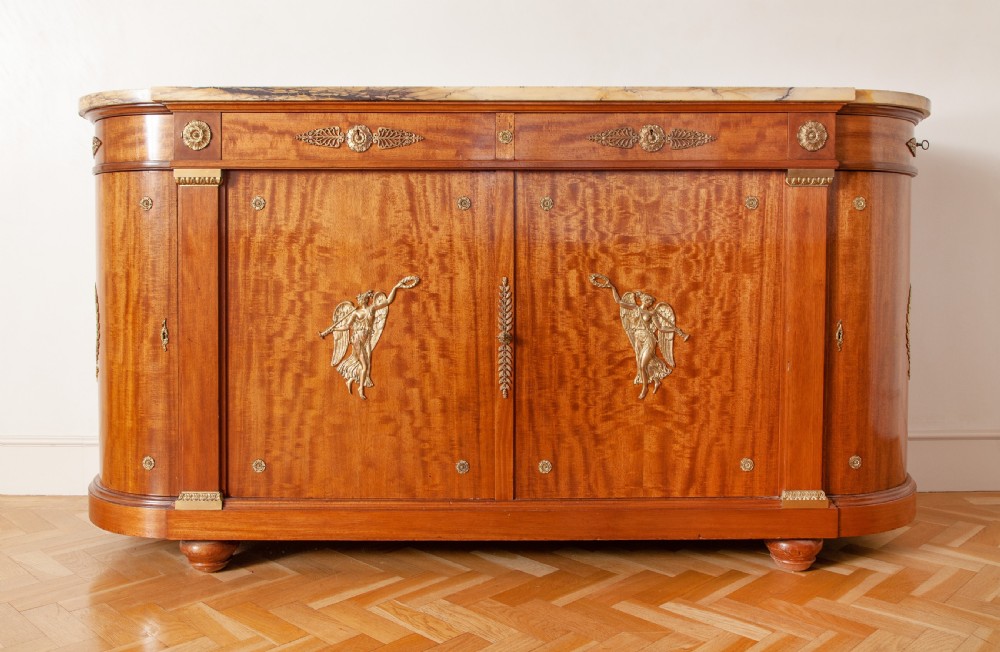 Maison Kreiger Mahogany Dining Suite in Empire style View VIII