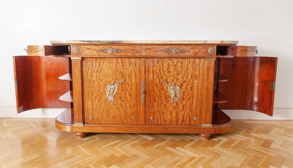 Maison Kreiger Mahogany Dining Suite in Empire style View X