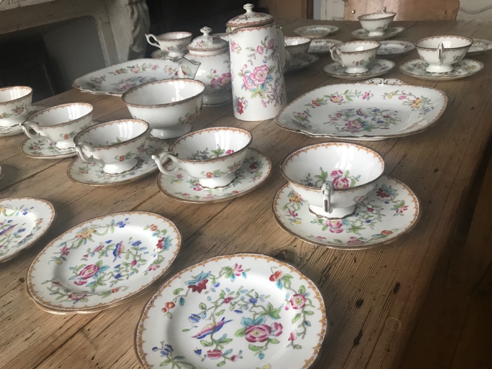 Extensive Coalport Pembroke pattern Tea set c 1900 (42 pieces) View IX