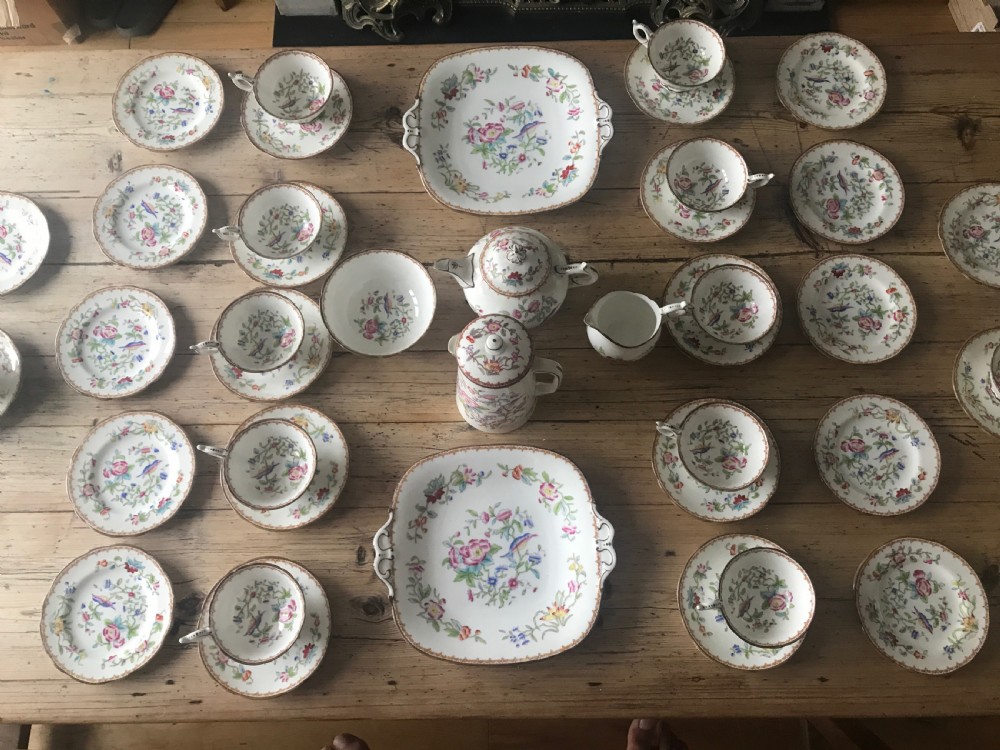 Extensive Coalport Pembroke pattern Tea set c 1900 (42 pieces) View XIII
