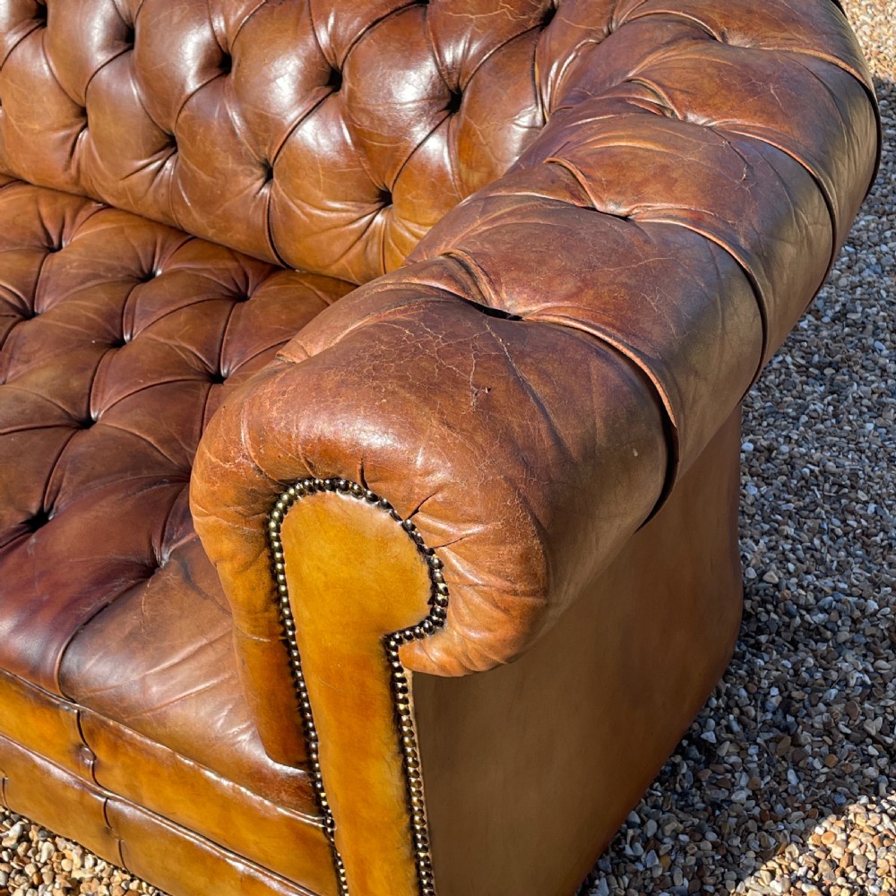Early 20th Deep Buttoned Chesterfield Sofa View VII