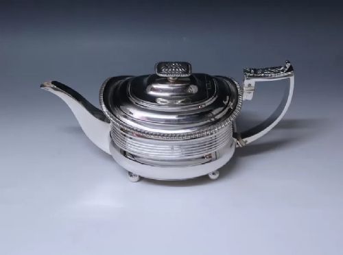 Antique Silver George III Teapot made in 1817
