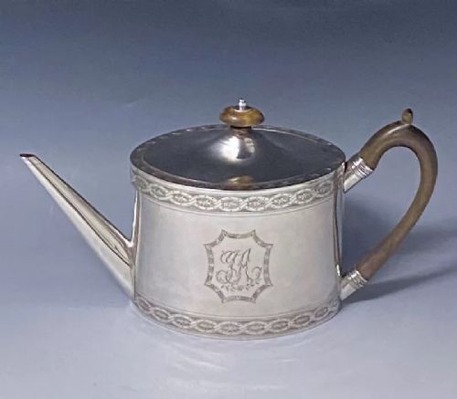 Antique Silver George III Teapot made in 1791
