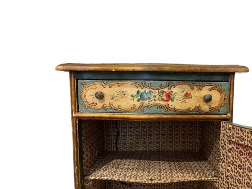 ITALIAN SIDE CABINET - ADDITIONAL PHOTO 6