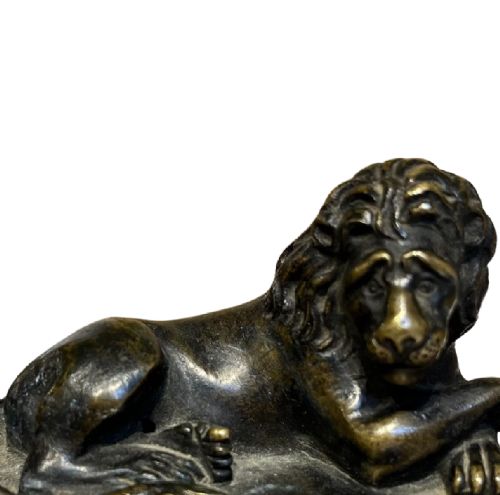 BRONZE LION SCULPTURE - ADDITIONAL PHOTO 5