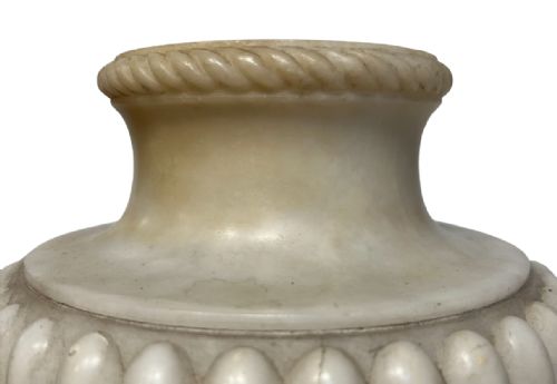 GRAND TOUR ALABASTER URN - ADDITIONAL PHOTO 2