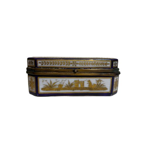 19TH CENTURY VIENNA PORCELAIN TABLE SNUFF BOX - ADDITIONAL PHOTO 2