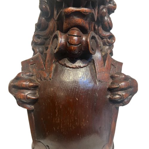 19TH CENTURY CARVED OAK LION NEWEL POST FINIAL - ADDITIONAL PHOTO 6