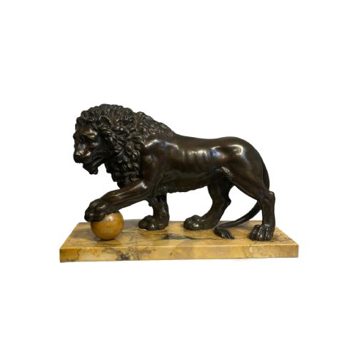 large 19th century bronze medici lion - CATEGORY: ANTIQUE SCULPTURES - DATED 19TH CENTURY