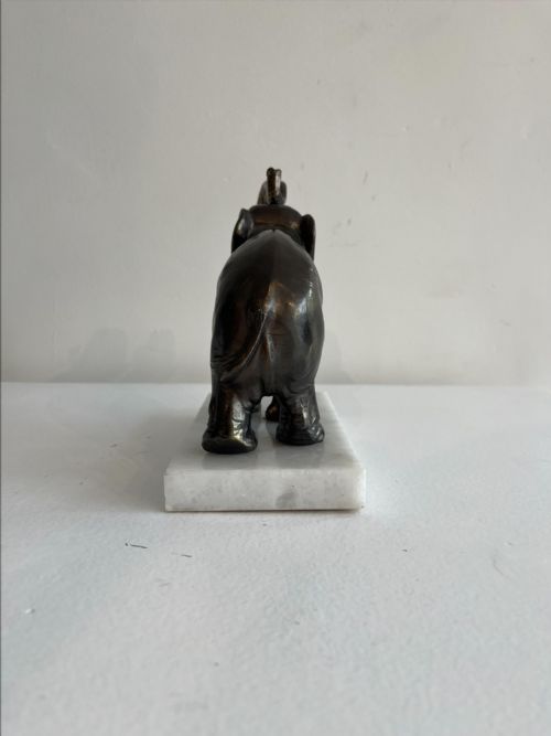 PAIR OF ART DECO ELEPHANT SCULPTURES - ADDITIONAL PHOTO 5