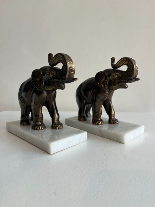 pair of art deco elephant sculptures - CATEGORY: ANTIQUE SCULPTURES - DATED 1930