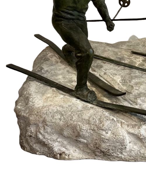 ART DECO BRONZE GROUP OF SKIERS - ADDITIONAL PHOTO 4