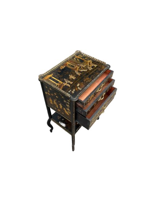FRENCH CHINOISERIE LACQUER SIDE TABLE - ADDITIONAL PHOTO 2