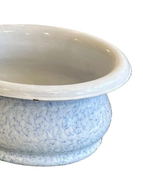 PAIR OF FRENCH ENAMEL FOOTBATHS - ADDITIONAL PHOTO 3