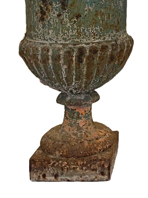 PAIR OF 19TH CENTURY FRENCH CAST IRON CAMPANA URNS - ADDITIONAL PHOTO 3