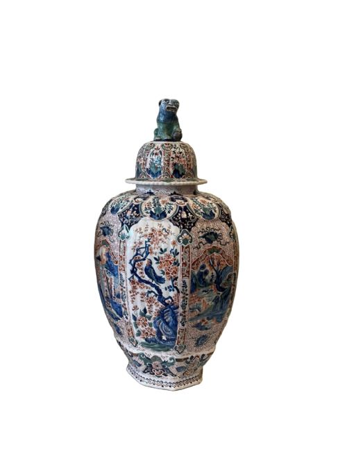 LARGE PAIR OF DELFT VASES - ADDITIONAL PHOTO 1