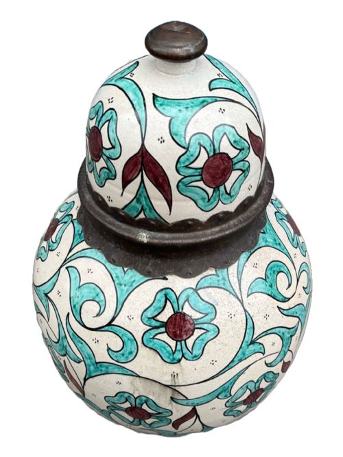 LARGE PAIR OF IZNIK STYLE VASES - ADDITIONAL PHOTO 2