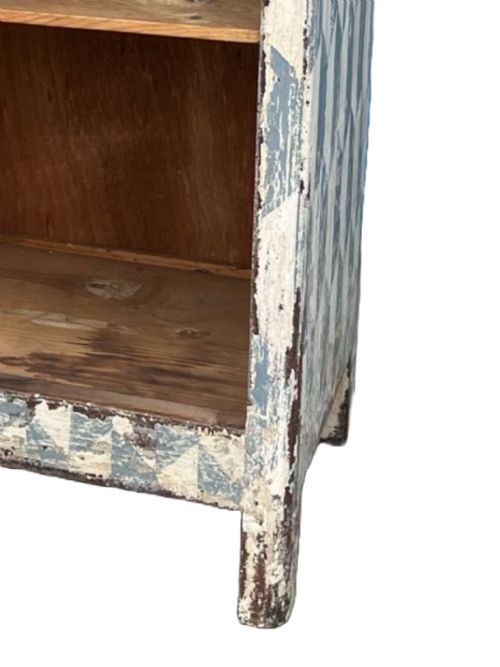 PAIR OF ANTIQUE PAINTED BEDSIDE CABINETS - ADDITIONAL PHOTO 5