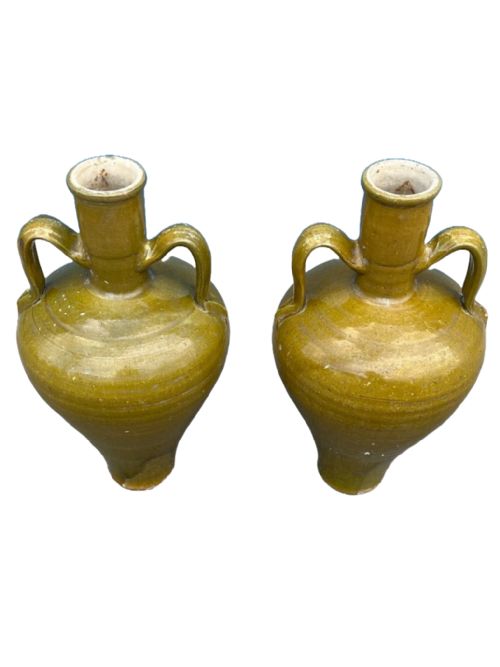 LARGE PAIR OF SPANISH OIL JARS VASES - ADDITIONAL PHOTO 1