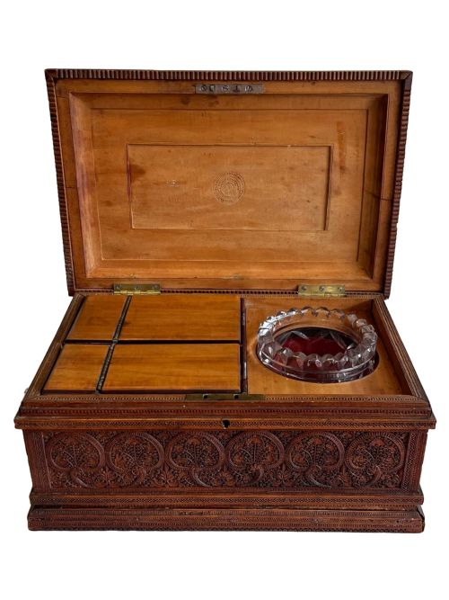 INDIAN SANDALWOOD TEA CADDY - ADDITIONAL PHOTO 2