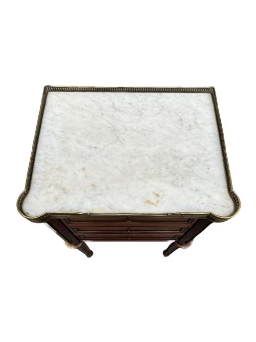 LOUIS XVI STYLE MAHOGANY BEDSIDE CABINETS - ADDITIONAL PHOTO 4