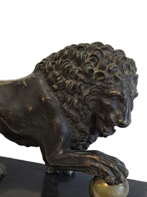 LARGE CAST IRON MEDICI LION - ADDITIONAL PHOTO 2