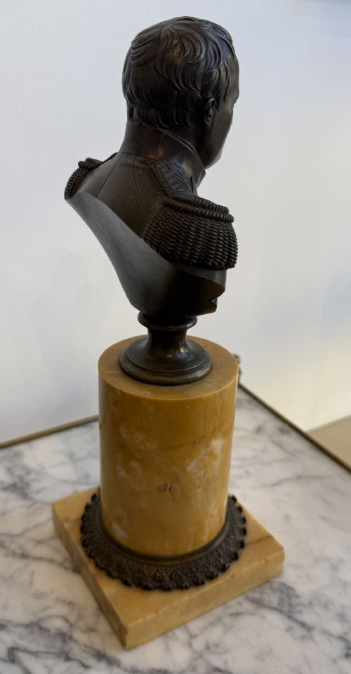 BRONZE BUST OF NAPOLEON - ADDITIONAL PHOTO 4