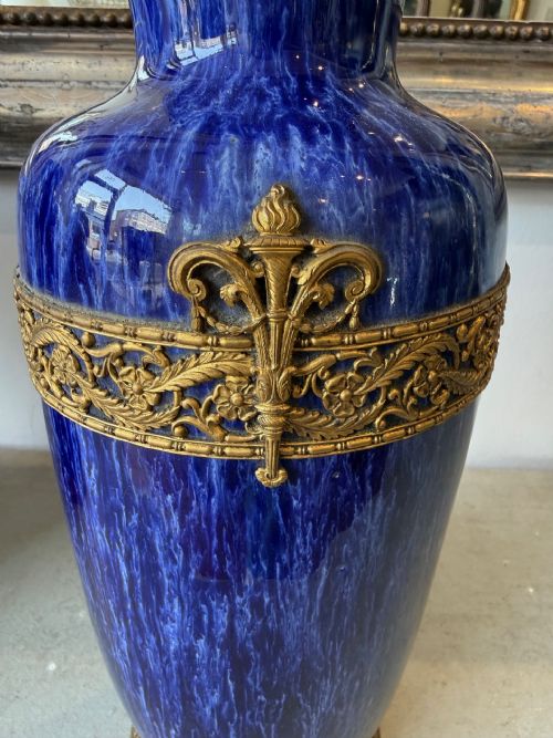 PAIR OF MOTTLED BLUE GLAZED VASES - ADDITIONAL PHOTO 3